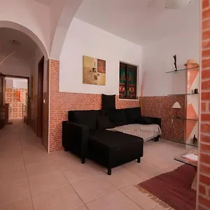 Apartment Algarve Typical Downtown House, Faro